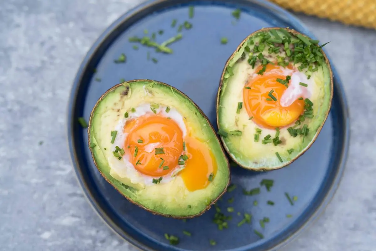 eggesalat-avokadoegg